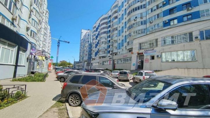 Торговое помещение Академика Платонова улица, 10к2