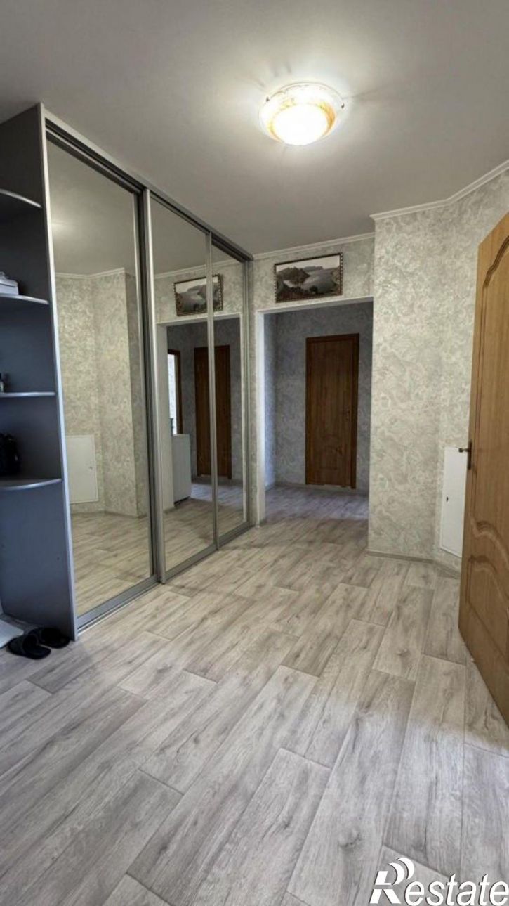 3-комн квартира улица Советской Армии, 121,  д. 121