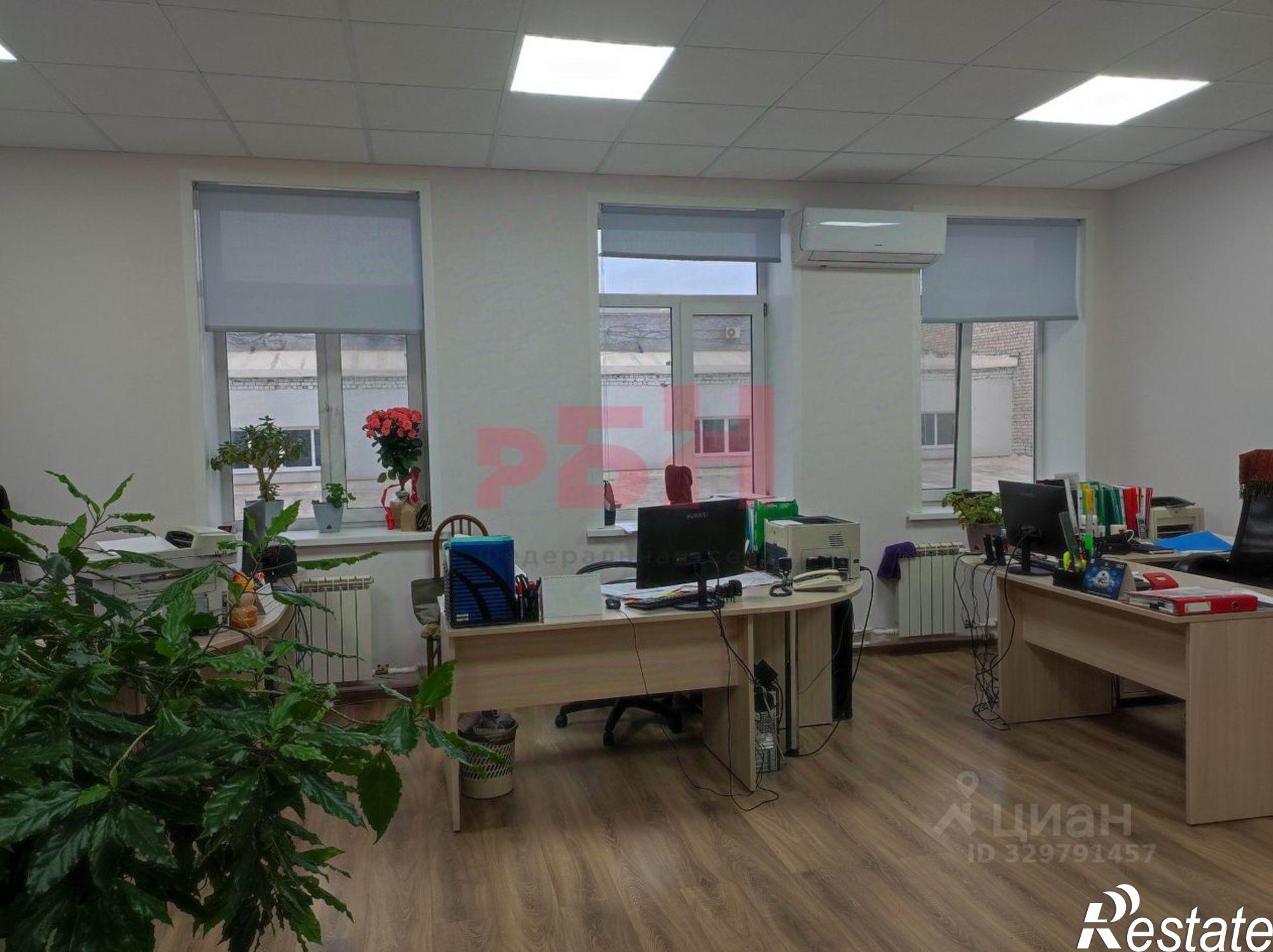 Сдать офис, помещение под офис за 421 250 рублей на пр-кт Кирова, 255П