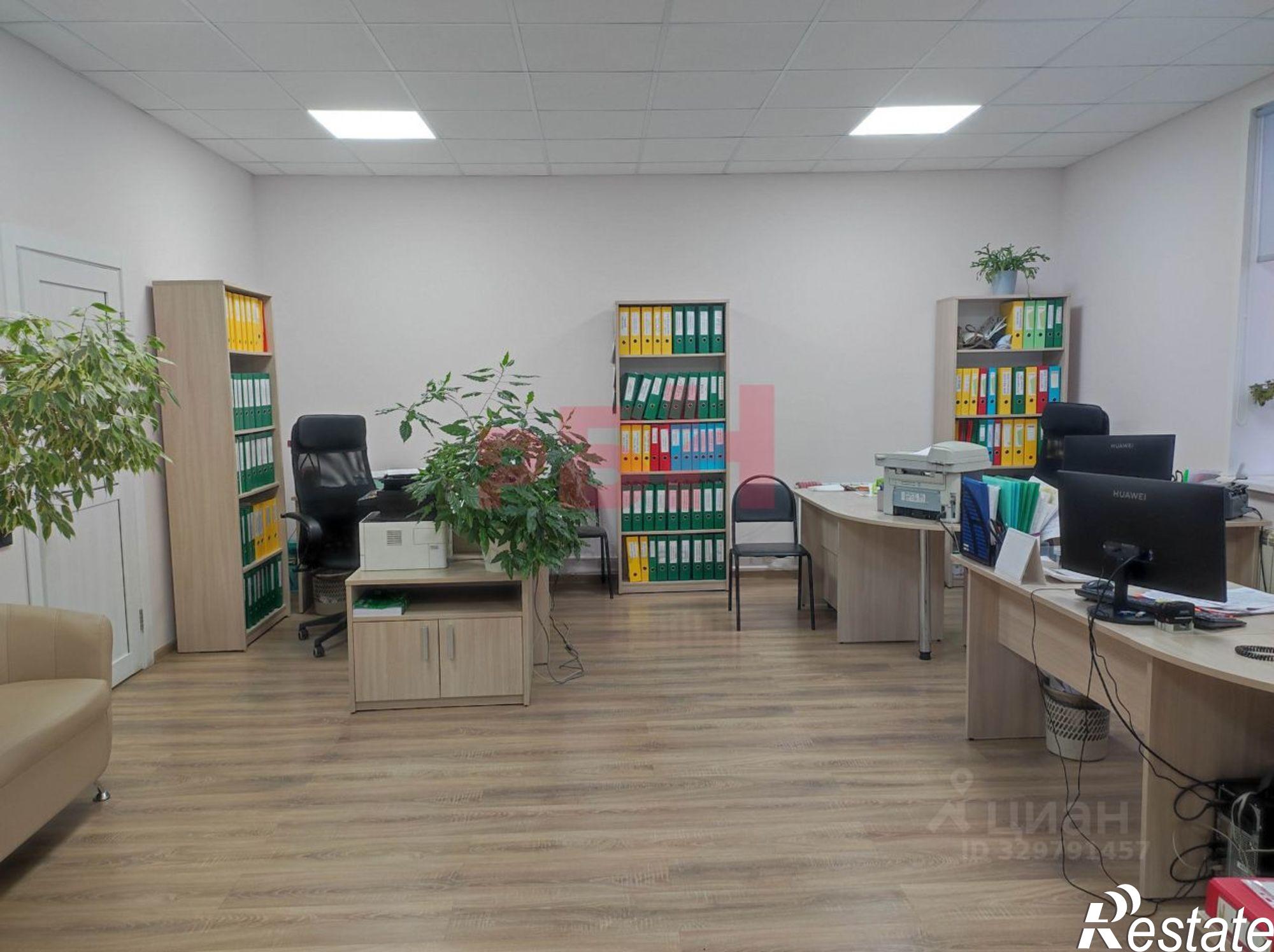 Сдать офис, помещение под офис за 421 250 рублей на пр-кт Кирова, 255П