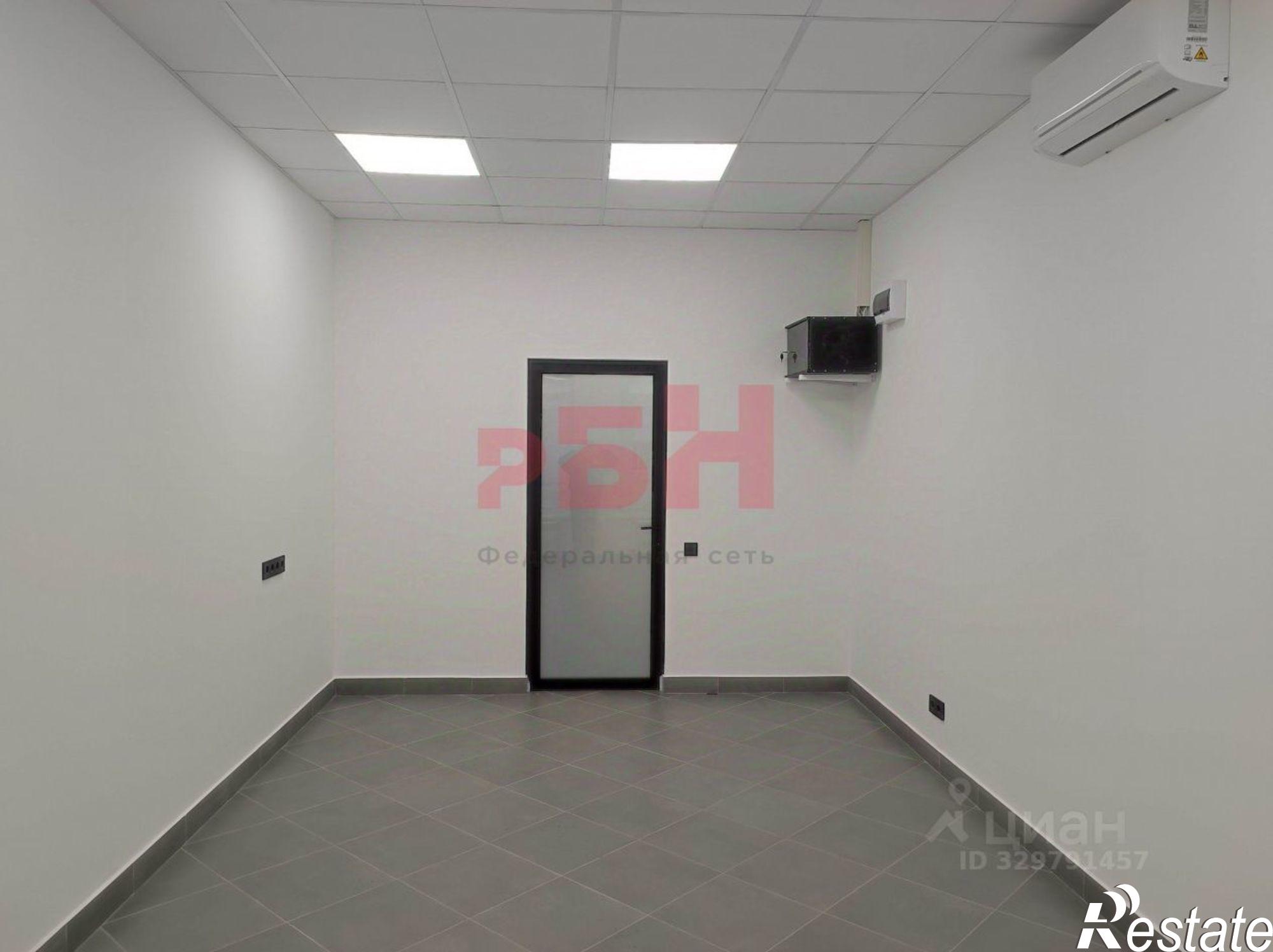 Сдать офис, помещение под офис за 421 250 рублей на пр-кт Кирова, 255П