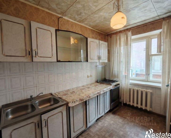 2-комн квартира улица Максима Горького, 37,  д. 37