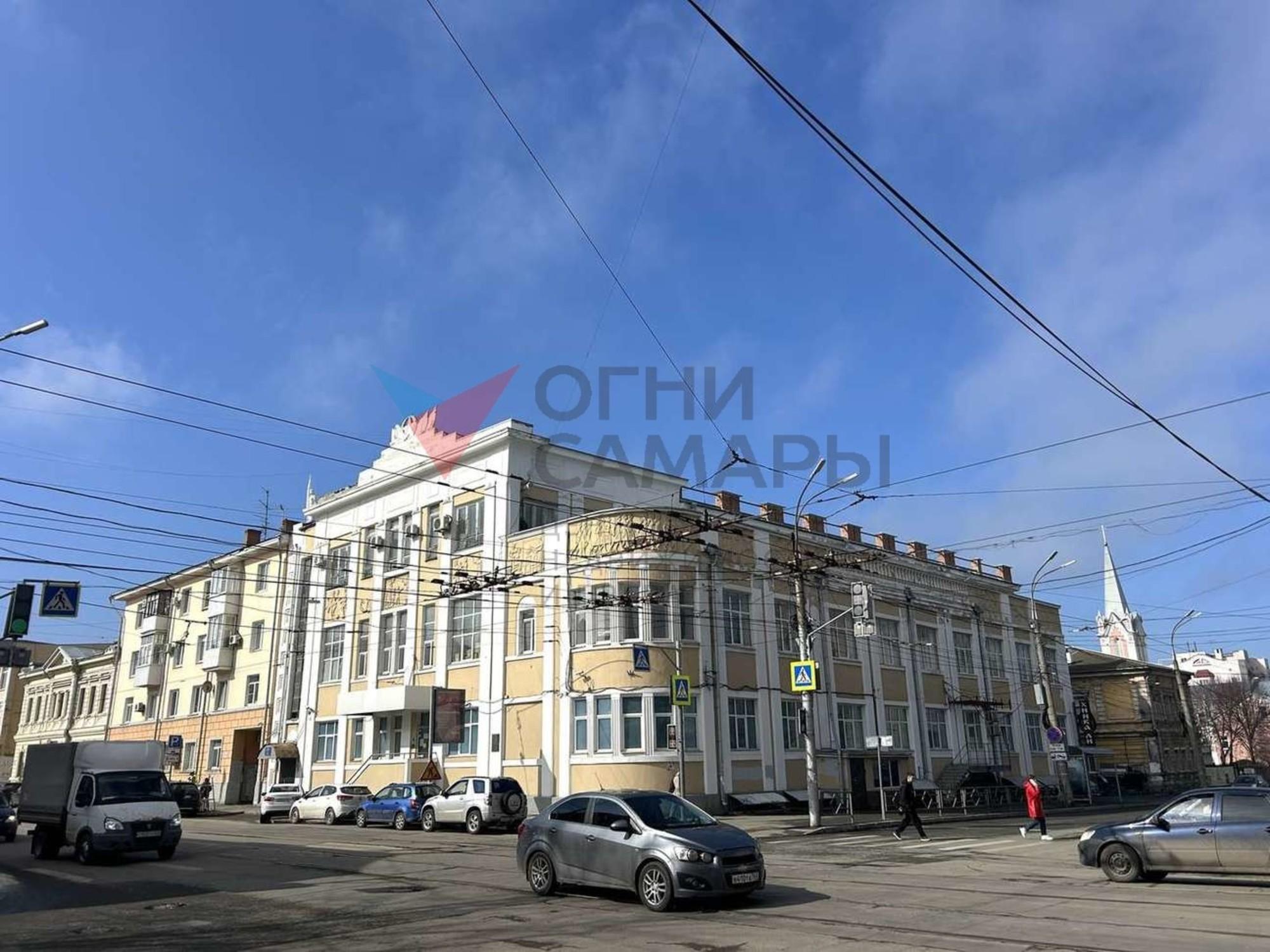 Сдать торговое помещение за 100 000 рублей на Фрунзе улица, 100