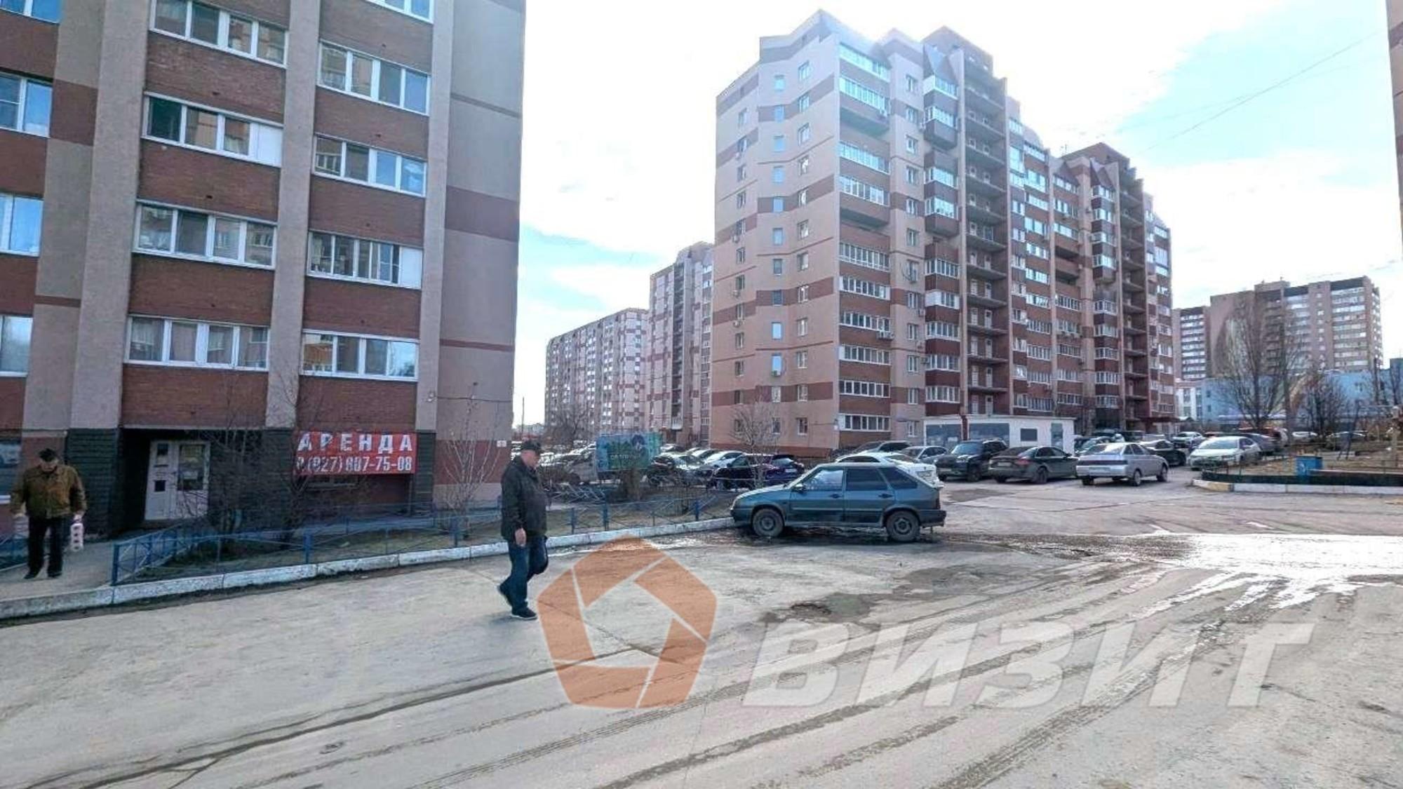 Сдать торговое помещение за 70 000 рублей на Гастелло улица, 44