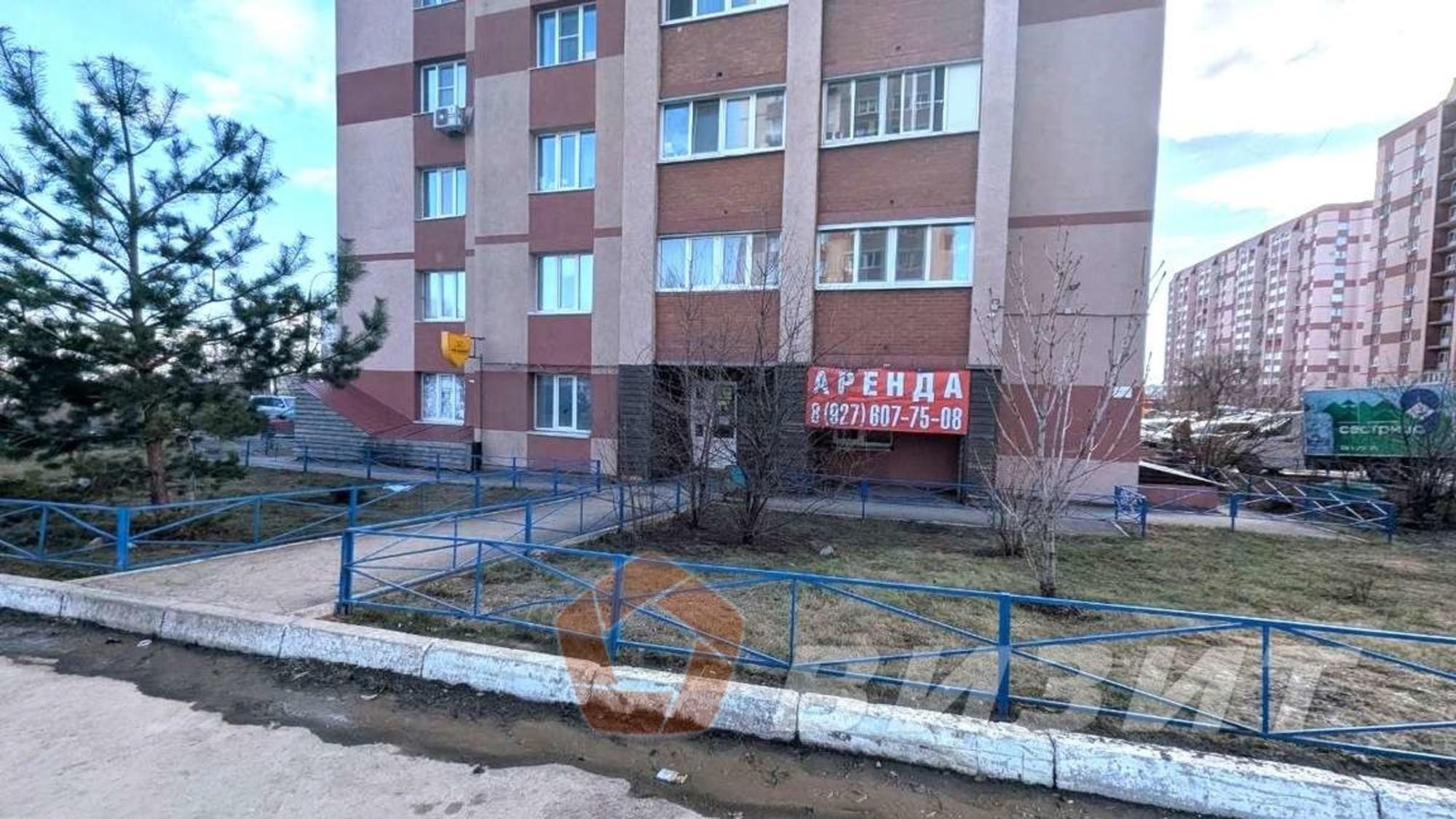 Сдать торговое помещение за 70 000 рублей на Гастелло улица, 44