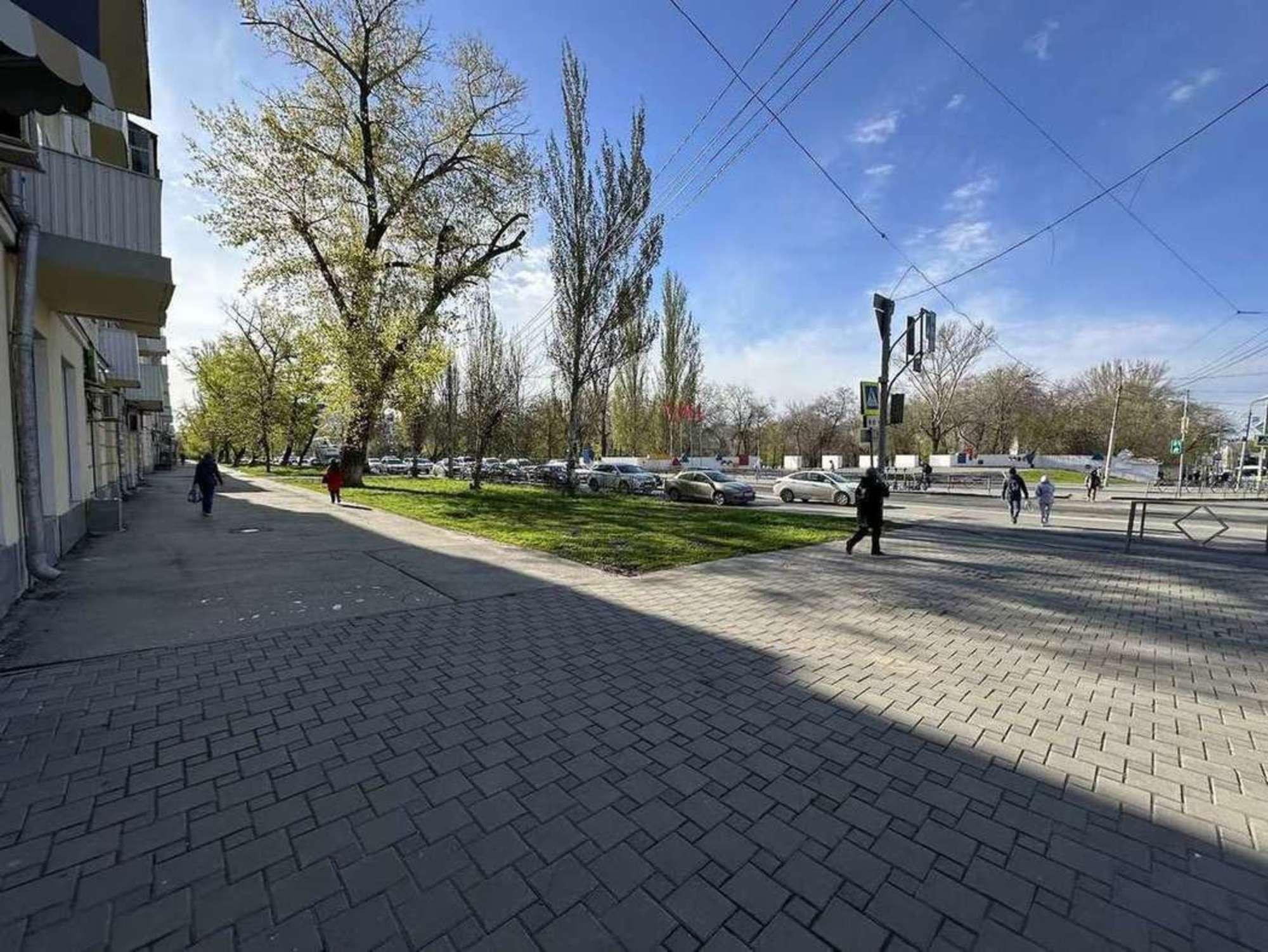 Сдать торговое помещение за 50 000 рублей на Урицкого улица, 2