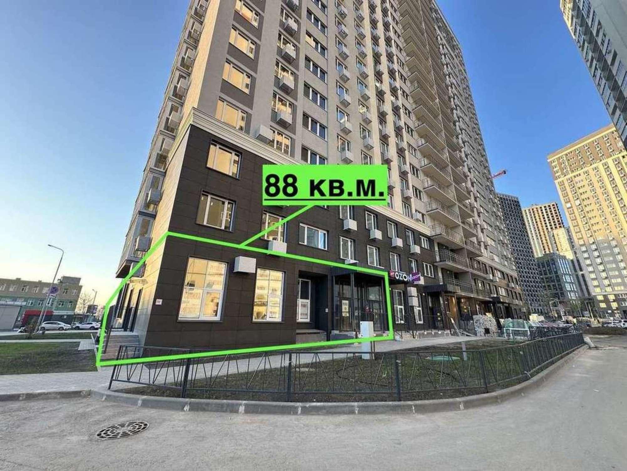 Сдать торговое помещение за 158 400 рублей на Московское шоссе, 9