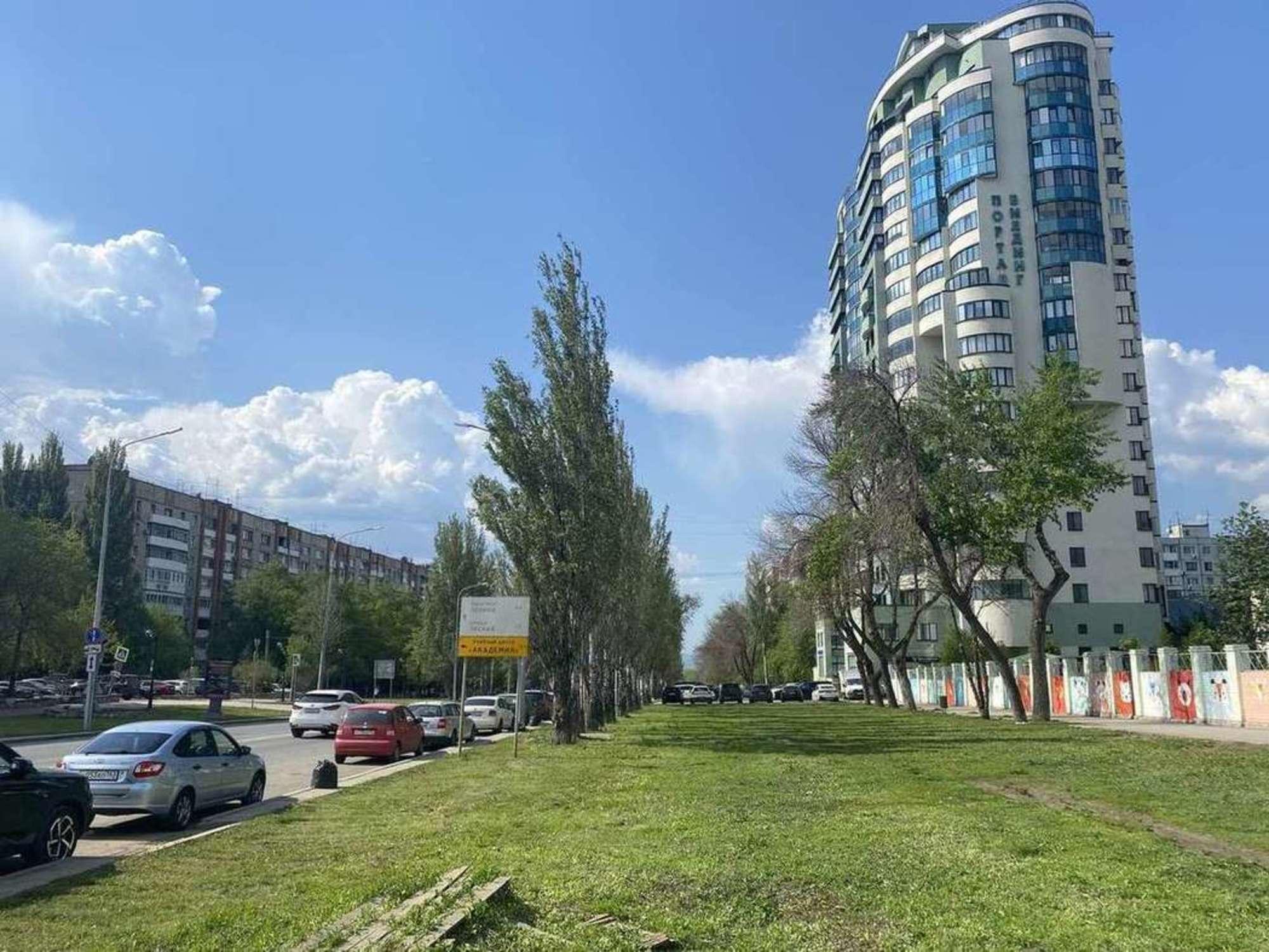 Купить торговое помещение за 17 600 000 рублей на Радонежская улица, 1к2