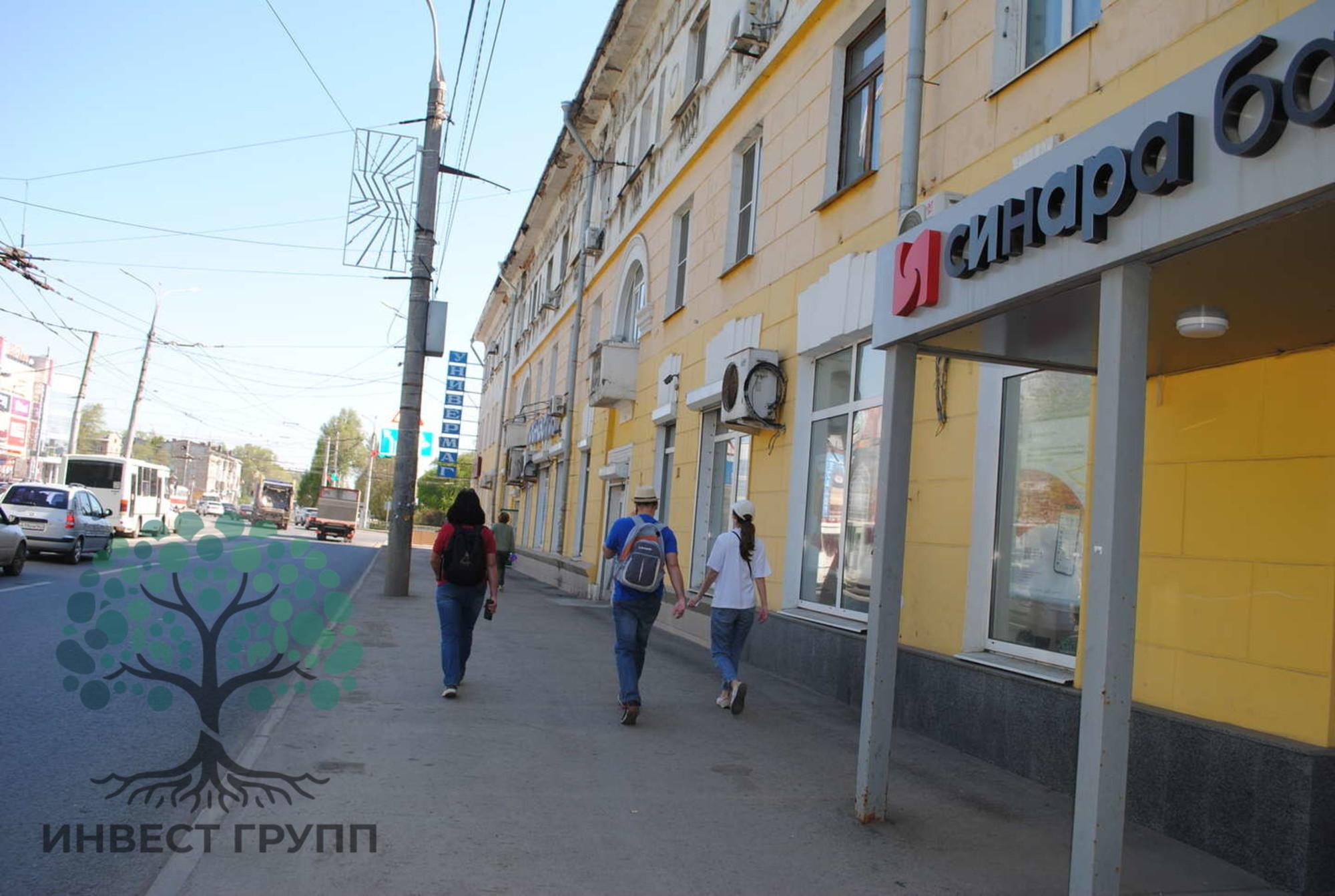 Сдать торговое помещение за 215 000 рублей на Победы улица, 113