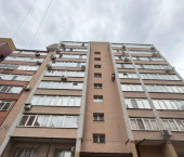 2-комн, 97кв м, этаж 2/10 ул Степана Разина, 136
