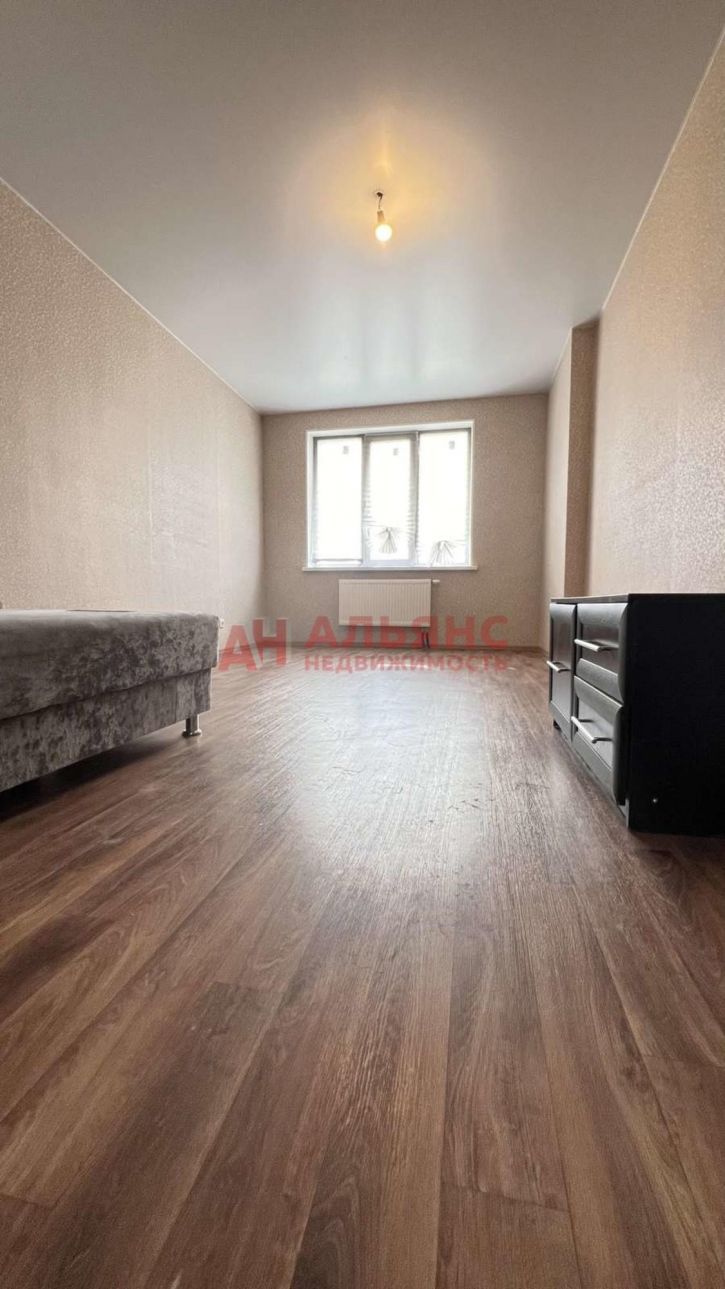 1-комн квартира Московское шоссе 18-й километр, 35