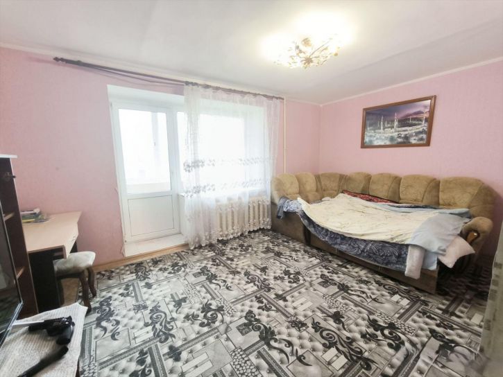 3-комн квартира Красных Коммунаров улица, 15
