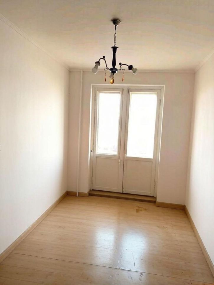 3-комн квартира Стара-Загора улица, 41