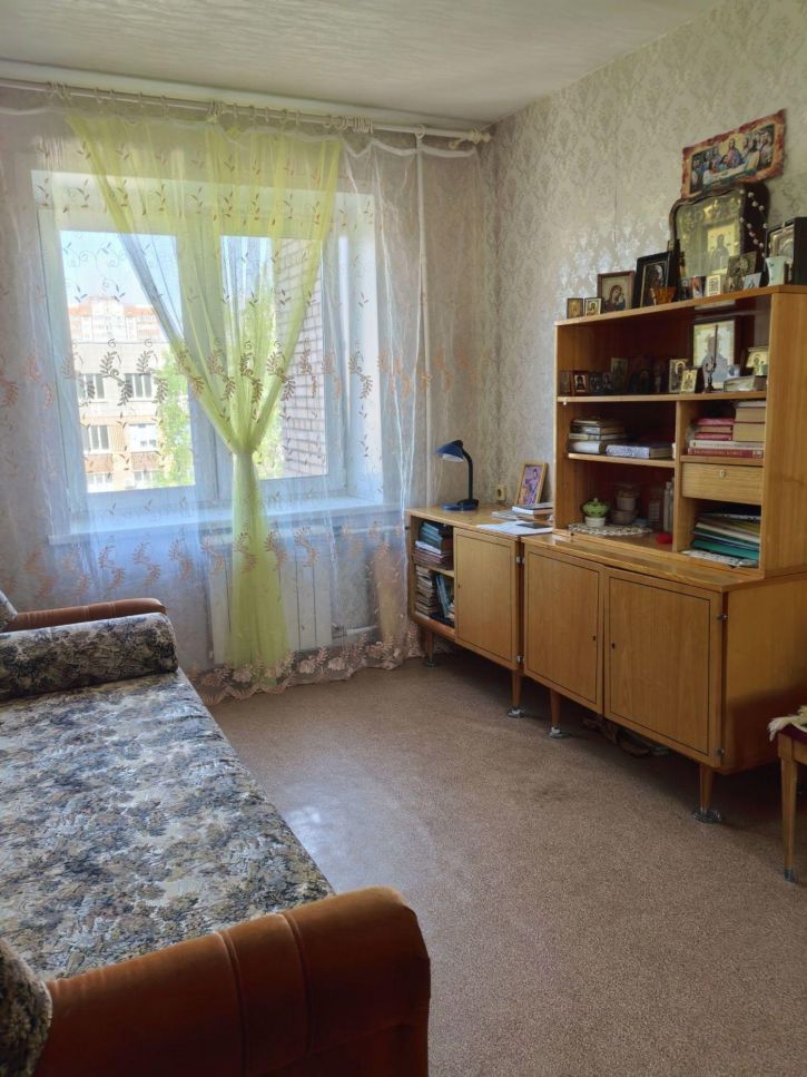 3-комн квартира Агибалова улица, 68