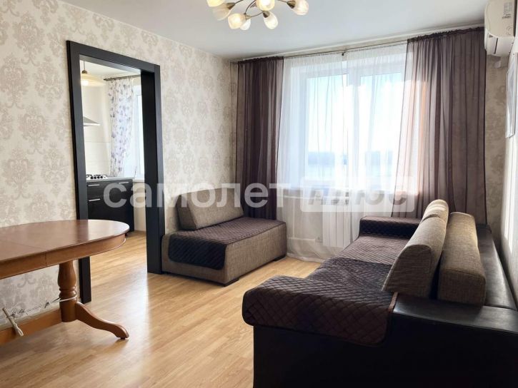 3-комн квартира Осипенко улица, 4