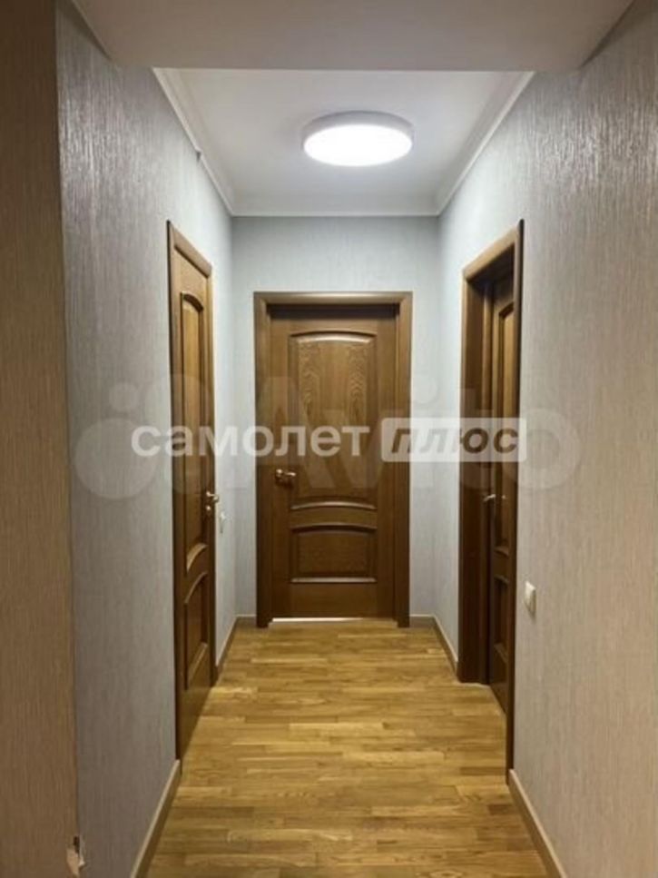 3-комн квартира Венцека улица, 111