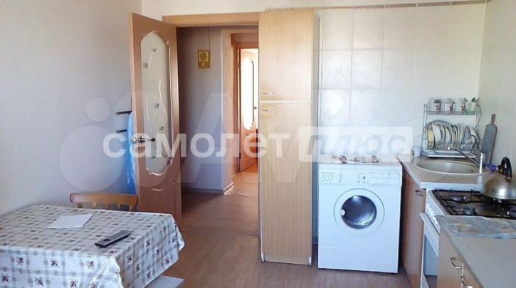 3-комн квартира Революционная улица, 79