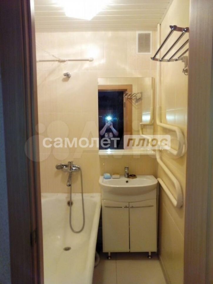 3-комн квартира Революционная улица, 79