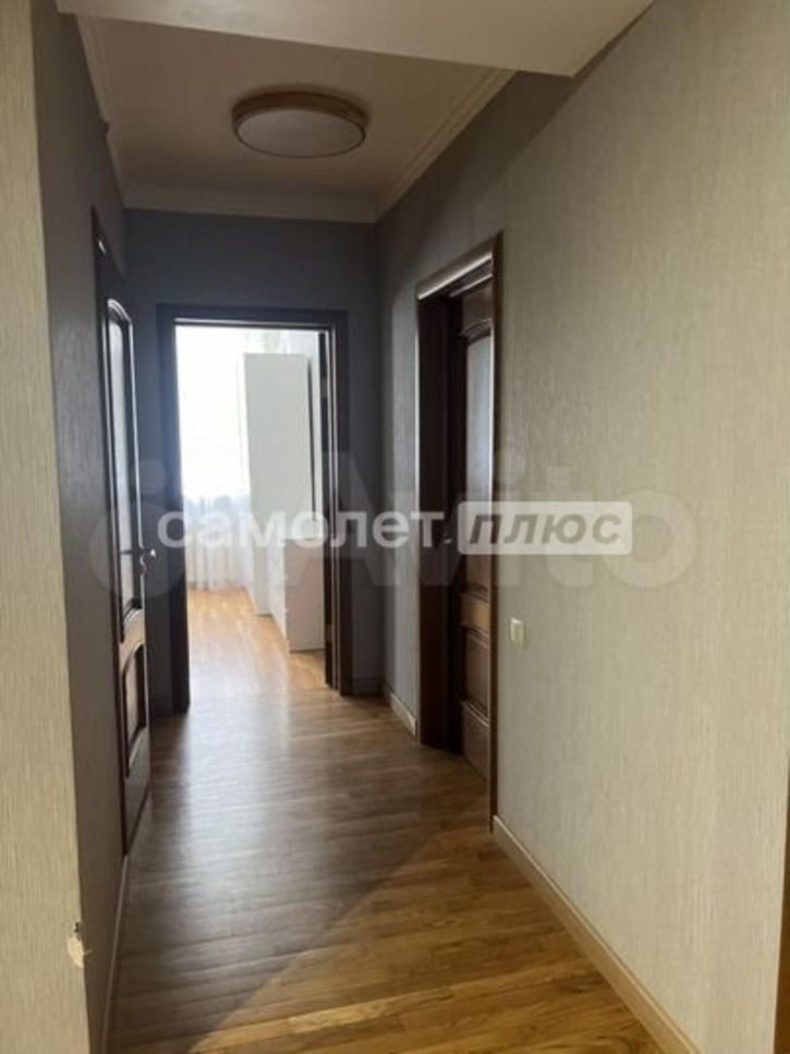 3-комн квартира Венцека улица, 111