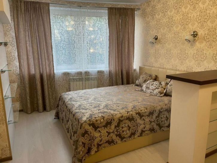 1-комн квартира Луначарского улица, 5