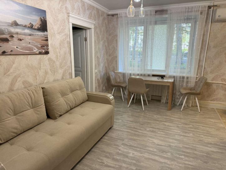 2-комн квартира Волжский проспект, 15а