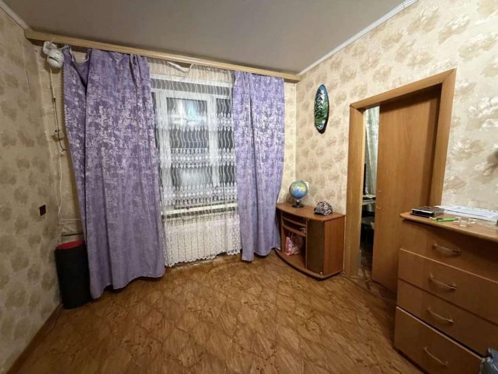 1-комн квартира Красных Коммунаров улица, 36