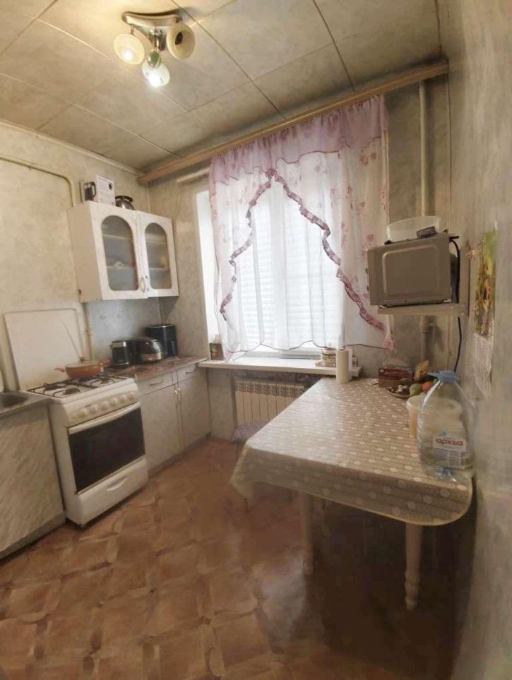 1-комн квартира Красных Коммунаров улица, 36