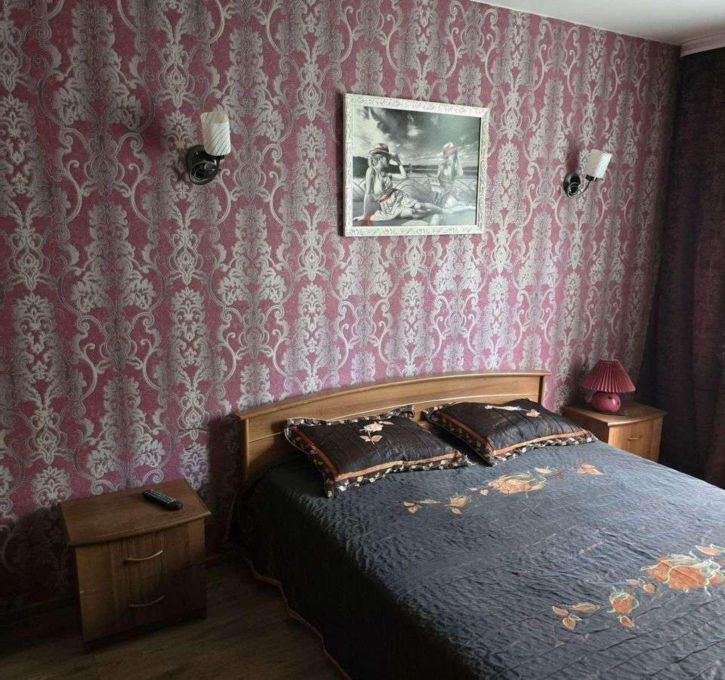 2-комн квартира Революционная улица, 3