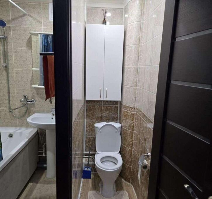 2-комн квартира Революционная улица, 3