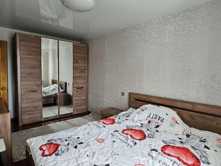 2-комн квартира Флотская улица, 9