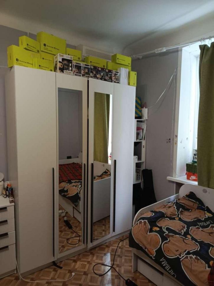 2-комн квартира Нефтяников улица, 10