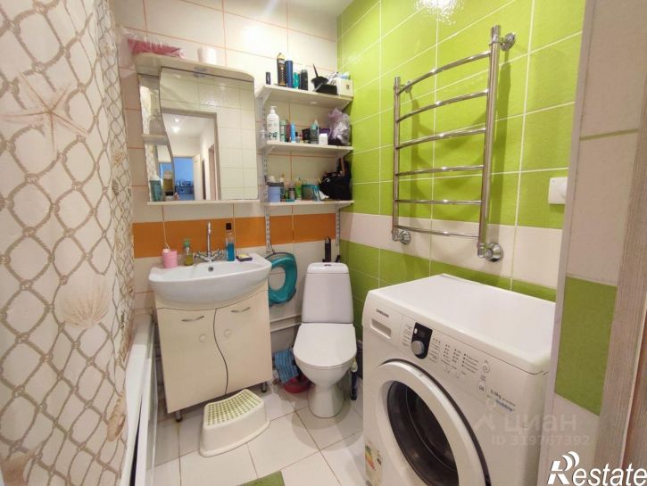 2-комн квартира улица Евгения Золотухина, 8,  д. 8