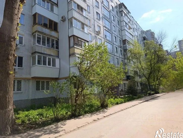 3-комн квартира проспект Карла Маркса, 458,  д. 458