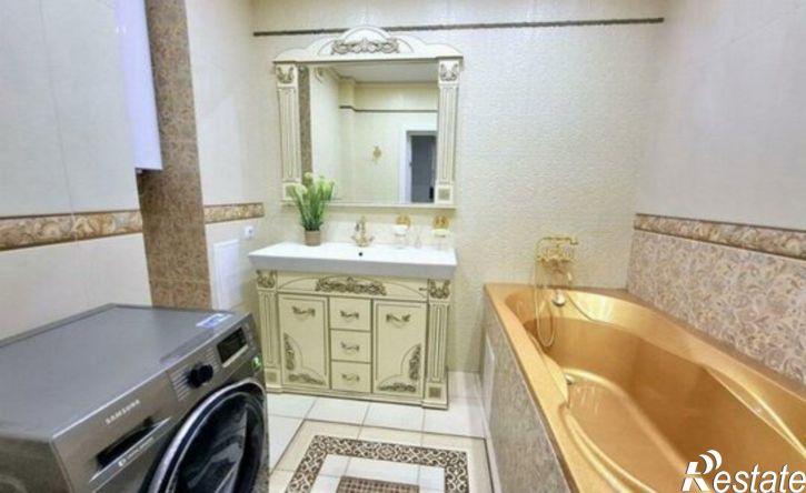 3-комн квартира проспект Кирова, 348,  д. 348