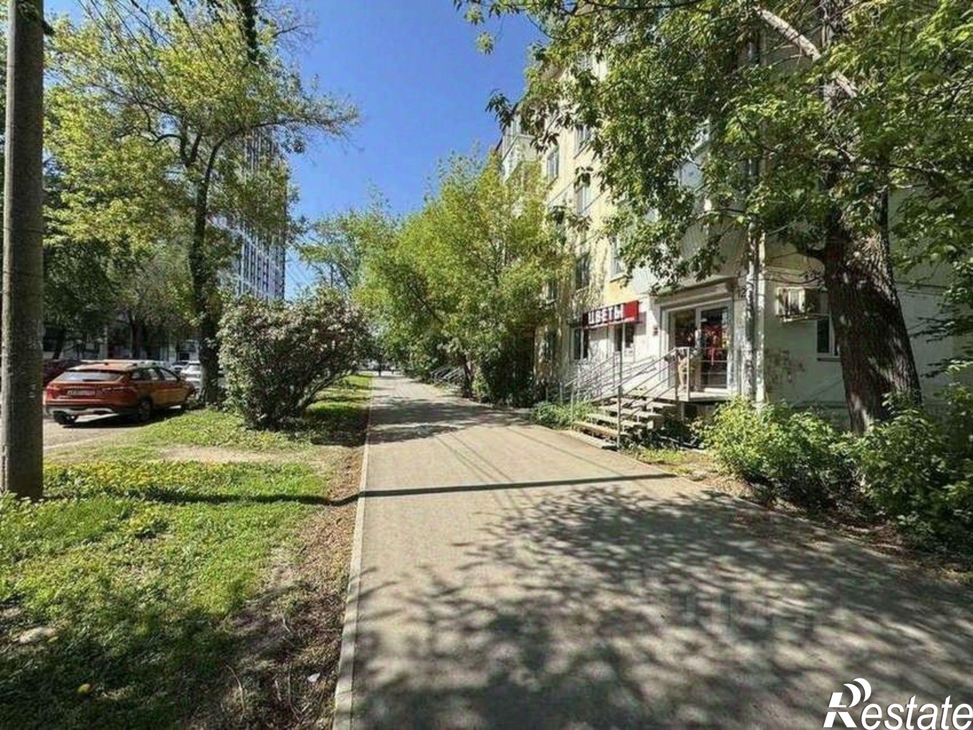 Сдать торговое помещение за 72 000 рублей на ул Мичурина, 120
