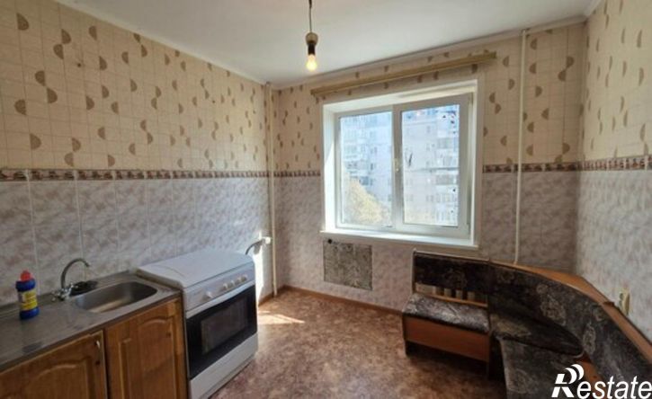 2-комн квартира улица Парижской Коммуны, 28,  д. 28