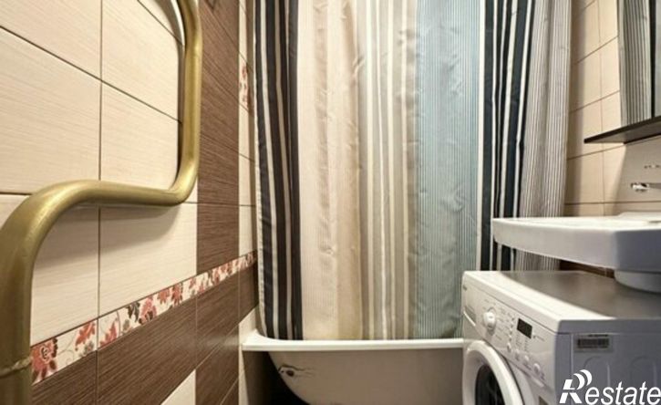2-комн квартира пр-кт Кирова, 302,  д. 302