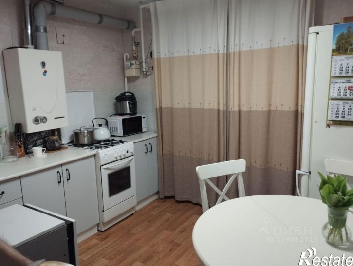 2-комн квартира улица Устинова, 8,  д. 8