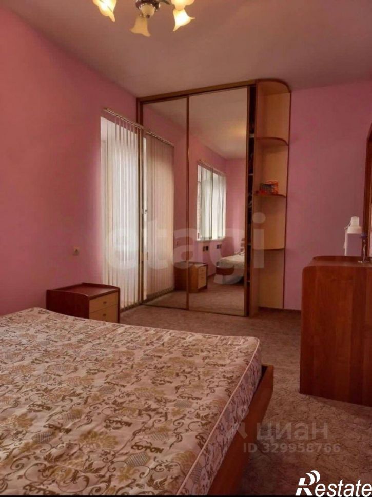 3-комн квартира проспект Карла Маркса, 17,  д. 17