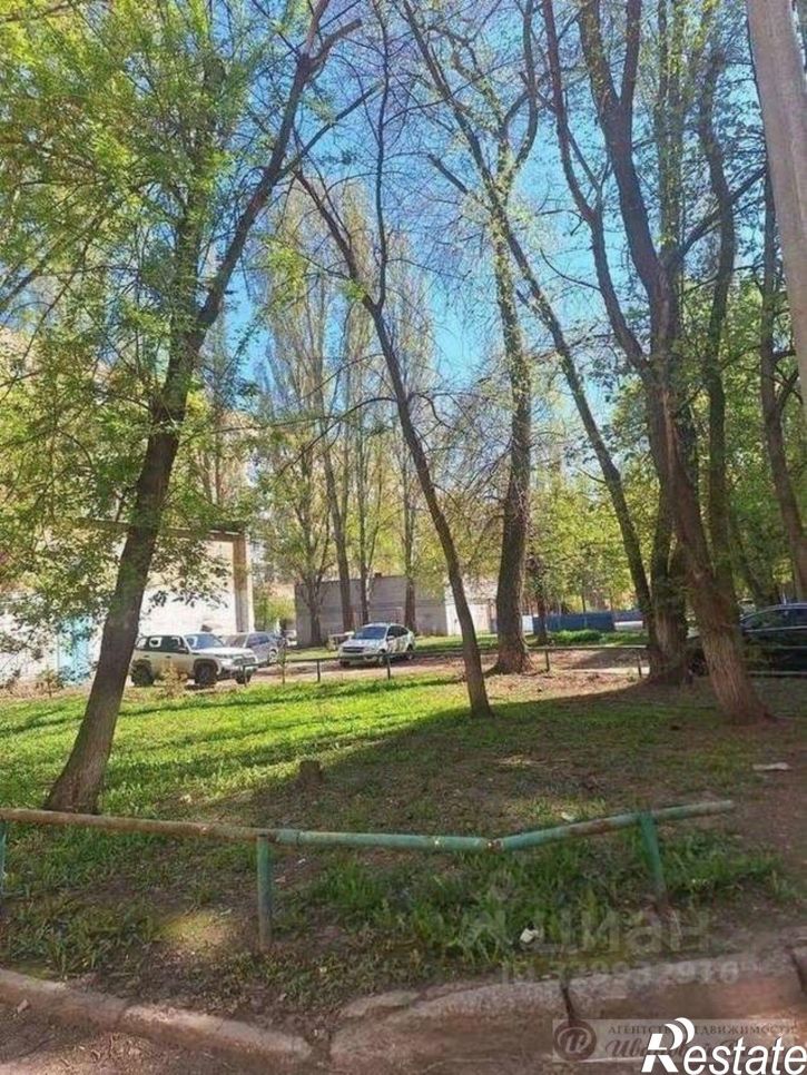 3-комн квартира улица Авроры, 122,  д. 122