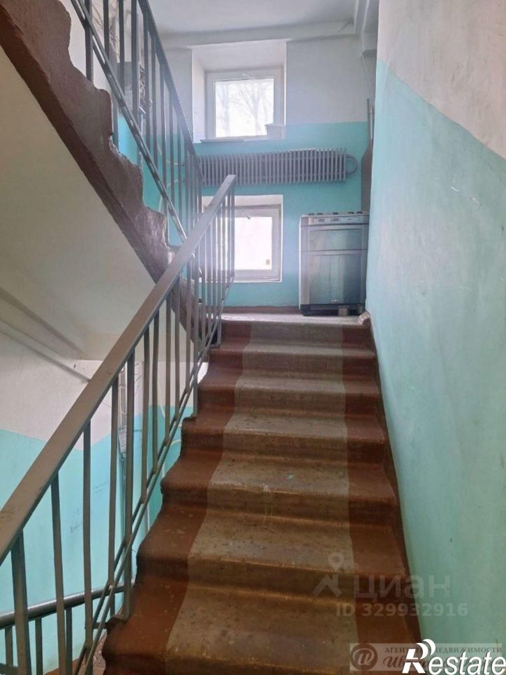 3-комн квартира улица Авроры, 122,  д. 122