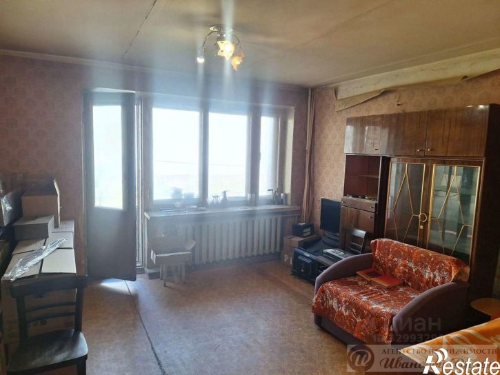 3-комн квартира улица Авроры, 122,  д. 122