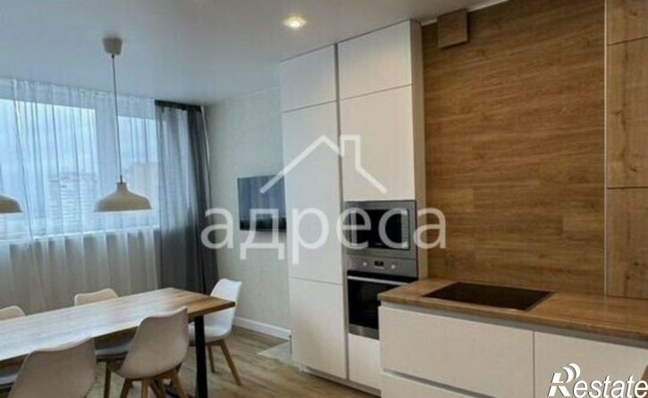 3-комн квартира ул Революционная, 3,  д. 3