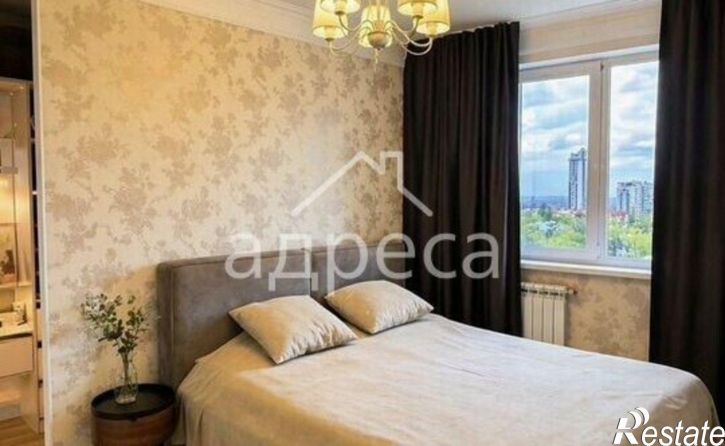 3-комн квартира ул Революционная, 3,  д. 3