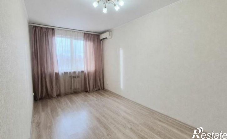 2-комн квартира Революционная улица, 4,  д. 4