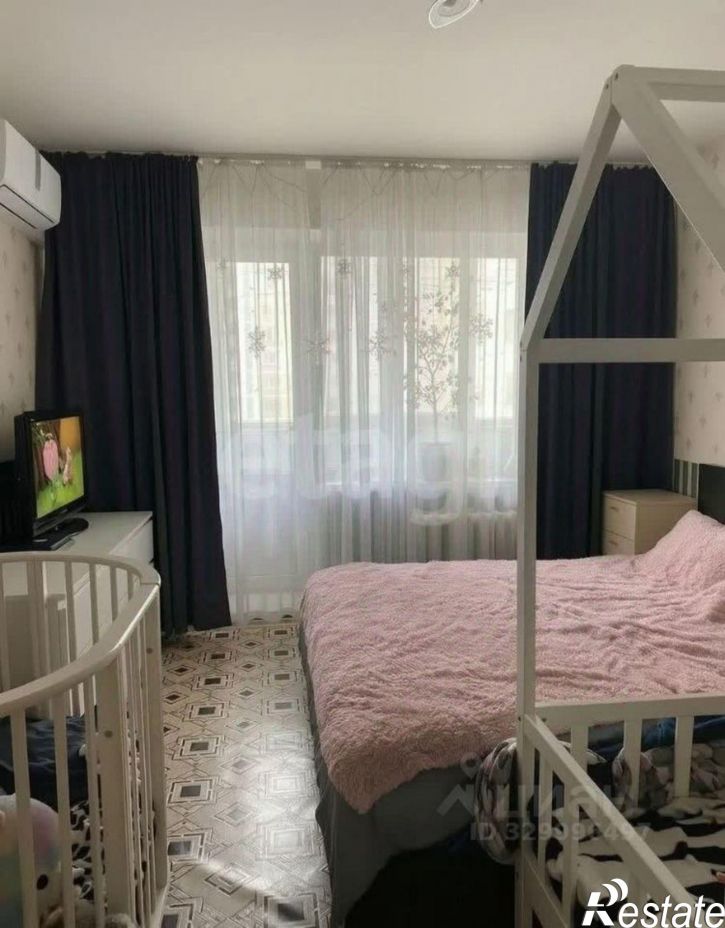 2-комн квартира улица Александра Матросова, 53,  д. 53