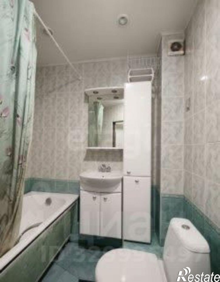 2-комн квартира улица Александра Матросова, 53,  д. 53