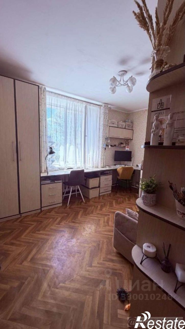 2-комн квартира Оросительная улица, 15,  д. 15