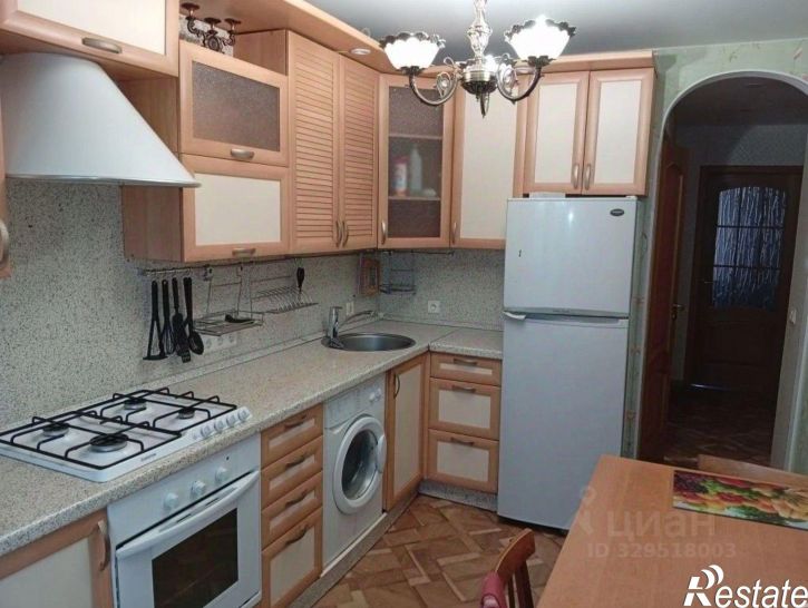 3-комн квартира Чернореченская улица, 16,  д. 16