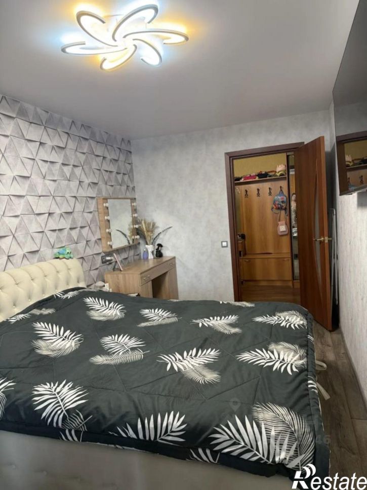 3-комн квартира пер Карякина, 1,  д. 1